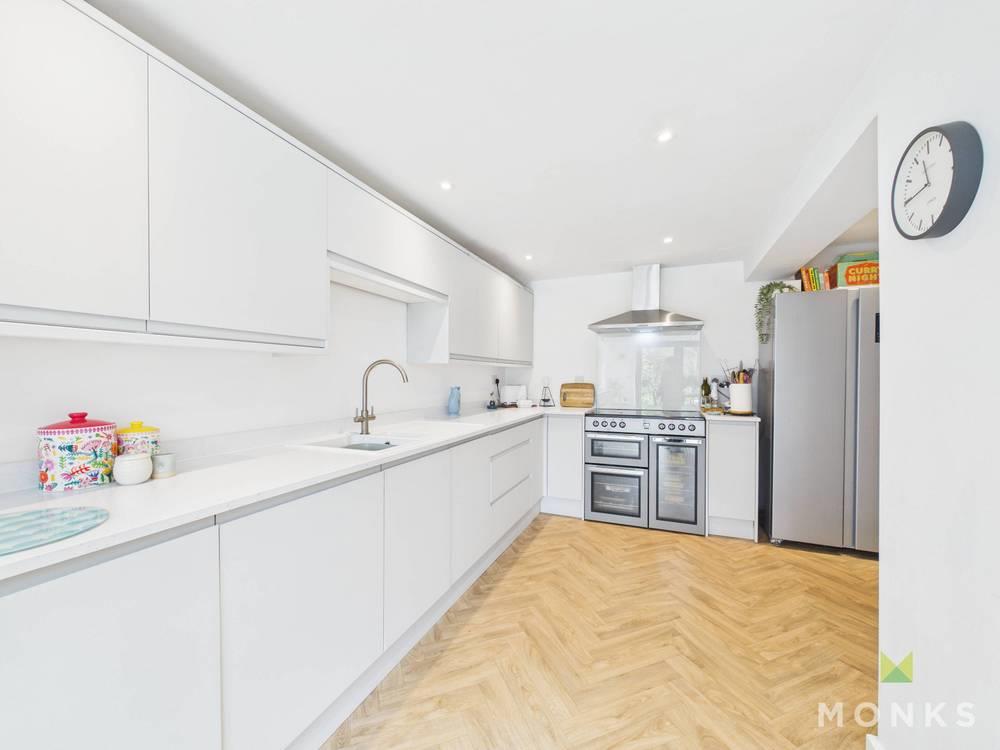 2 The Hollies , Oswestry, SY11 4EH For Sale